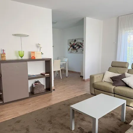 Casa Ermenegilda, 4,5-zimmerhaus By Holap Sa *